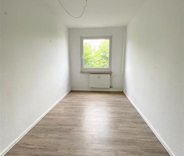 Ihre neue 4-Zimmer Wohnung mit Balkon in Neuplanitz! - Photo 1