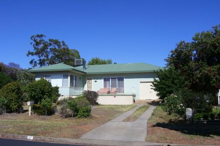 Ray White Real Estate Parkes - Photo 3