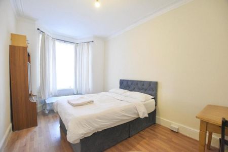 4 bedroom terraced house to rent - Photo 2