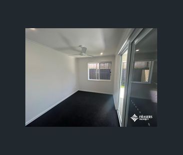 Lovely 1 Bed Home with Study! - Photo 2