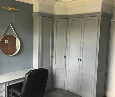 6 bedroom, 2 en-suite house - Photo 6