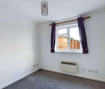 Corfe Place, Maidenhead, Berkshire, SL6 - Photo 3