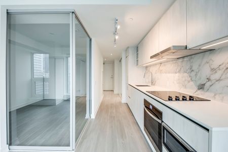 For Lease - 8 Wellesley Street Unit# 2506, Toronto, Ontario - Photo 3