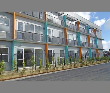 Modern 2 bedroom Apartment - Photo 6