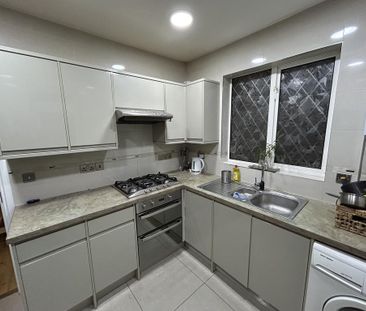2 bedroom semi-detached bungalow to rent - Photo 6