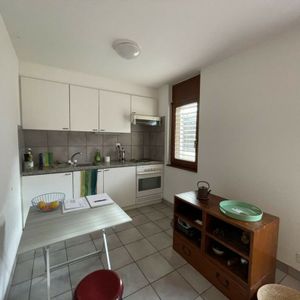 Appartement de 1.5 pièce au rez-de-chaussée - Photo 2