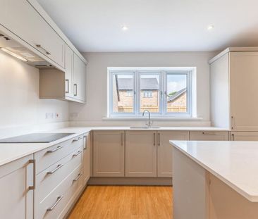 4 bedroom detached house to rent - Photo 6