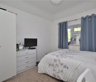 5 bedroom semi-detached house to rent - Photo 3