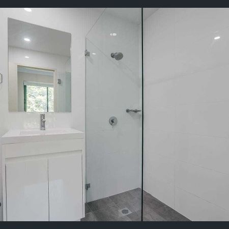 Centrally Located - Photo 4