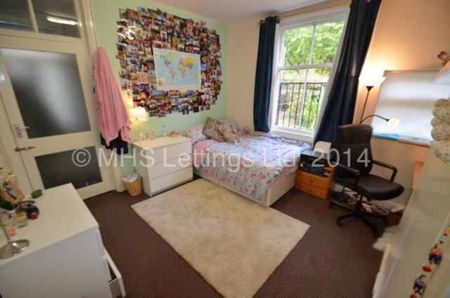 10 Bedroom Mid Terraced House for rent in Regent Park Avenue - Photo 3