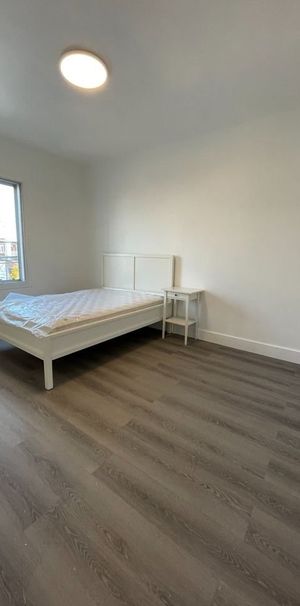 Villeray - 5 1/2 Avec Parking -Septembre - Photo 1