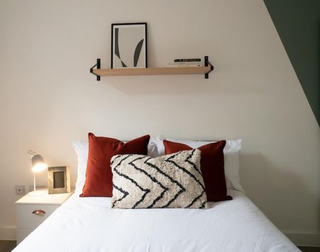 5 bedroom house to rent - Photo 2