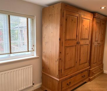 3 bedroom detached house to rent - Photo 5