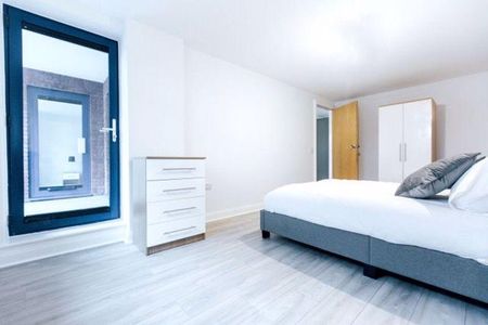 2 bedroom apartment to rent - Photo 2