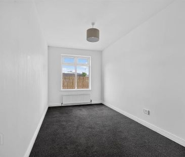 2B Lyme Grove Mews, Dunmurry, Belfast, BT17 9BU - Photo 6