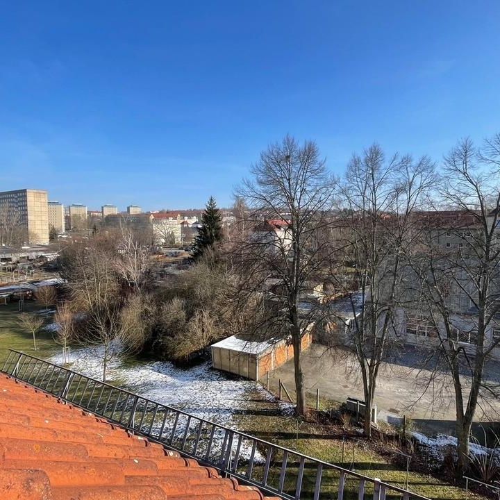 Gemütliche Dachgeschoßwohnung - Zentral gelegen - Photo 1