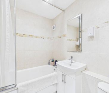 3 bedroom maisonette to rent - Photo 6