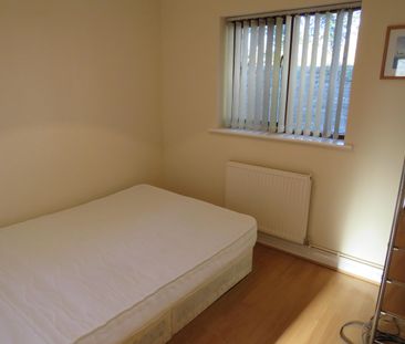 Sophia Walk, Cardiff, Pontcanna - Photo 2