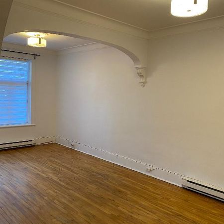 Logement 6 1/2 métro Cadillac - Photo 4