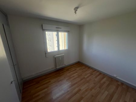 Location - Appartement T3 - 62 m² - Montbéliard - Photo 2
