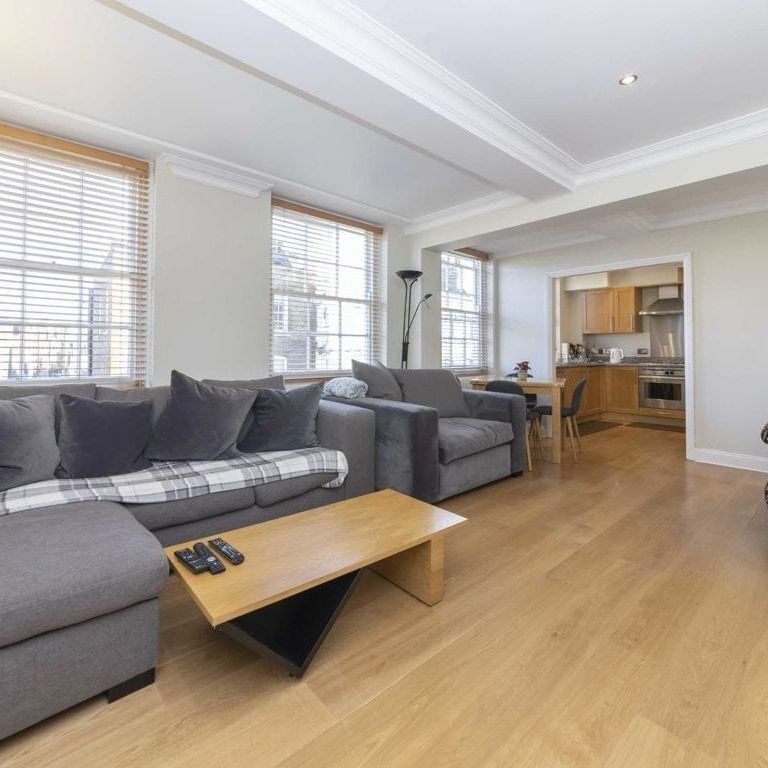 Great James Street - Photo 1