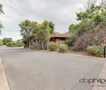 WHAT A LOCATION! - Photo 6