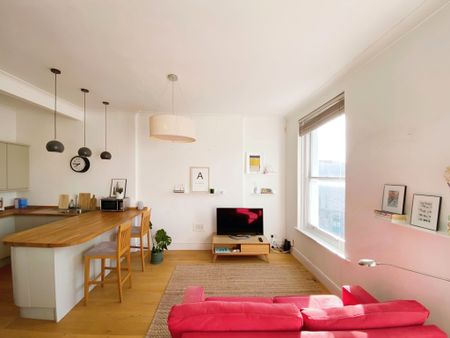 Lovely 1 Bedroom Flat to let in Ladbroke Grove - Photo 2