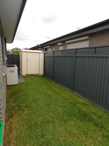 Modern Living - Photo 2