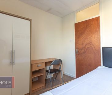 Mortimer Road, - Photo 2