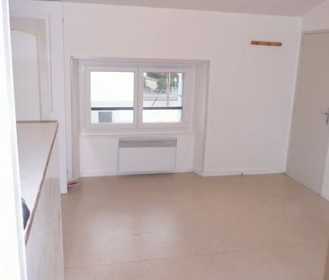 Location Appartement 2 pièces 27m² L ISLE D ESPAGNAC 16340 - Photo 4