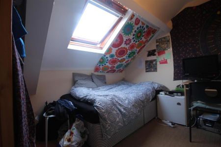 5 bedroom terraced house to rent - Photo 5