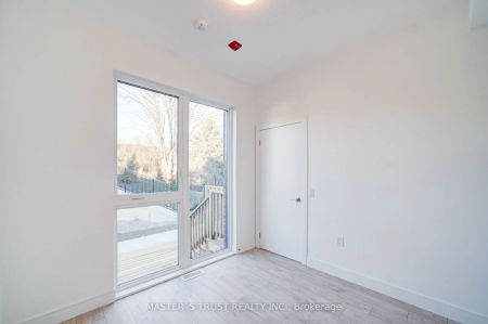 176 Clonmore Drive #20 - Photo 2