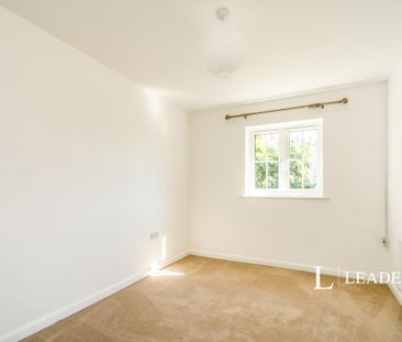 3 bedroom semi-detached to rent Wood Hill Way, PO22 - Photo 3