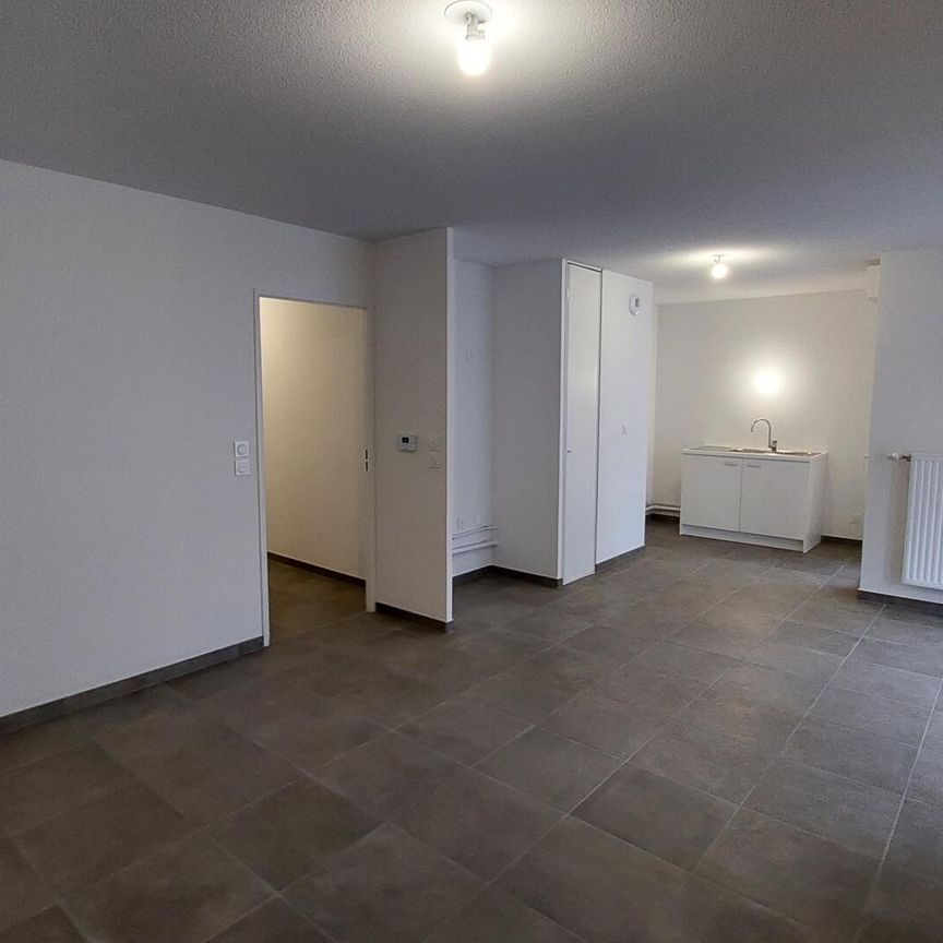 location Appartement T3 DE 65.18m² À VILLEURBANNE - Photo 1