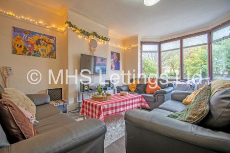 7 Bedroom Semi-Detached House for rent in St. Michaels Lane - Photo 2
