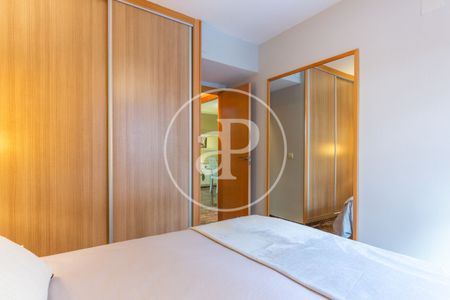 Flat for rent in Plaza del Ayuntamiento - Photo 4