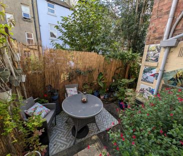 2 bedroom flat to rent - Photo 6