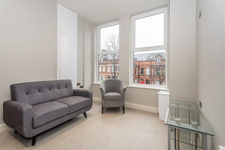 Unit 4, 16 Eglantine Avenue, Belfast, BT9 6DX - Photo 4