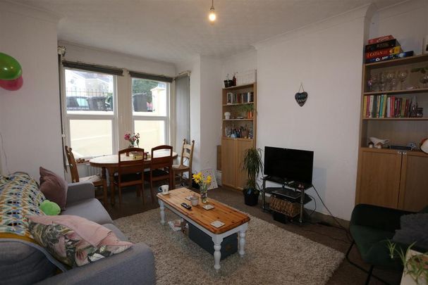 5 bedroom house to rent - Photo 1