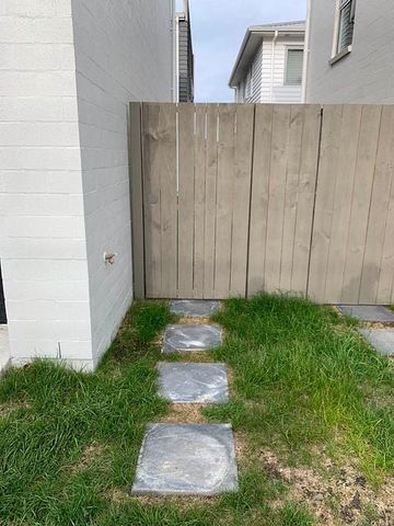 New 2 storey unit - Photo 2