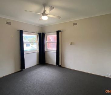 What a convenient location - close to Transport, Pre-school, Primar... - Photo 1
