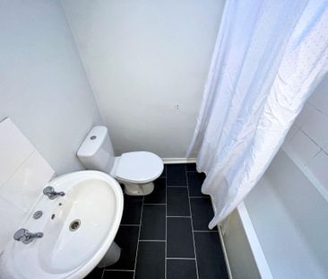 Ferndale Court, Coleshill - Photo 6