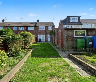 3 bedroom semi-detached house to rent - Photo 1