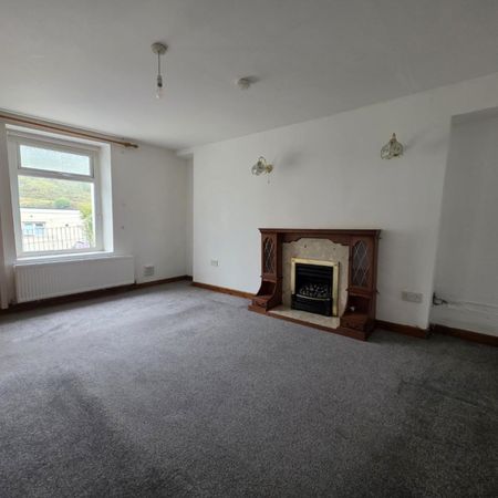 2 bedroom House To Let Total Size: 786 SQ FT - Photo 4