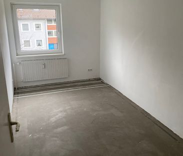 3-Zimmer-Wohnung mit Balkon befristet bis zum 31.12.2025 anmieten /... - Foto 1