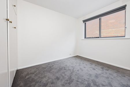 2/249 Burnley Street, Richmond VIC 3121 - Photo 2