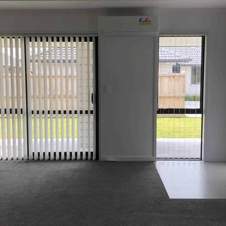 SPECIAL OF THE WEEK. One weeks free rent to ap... - Photo 4