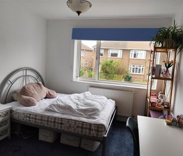 Glaisdale Road, Bristol - Photo 3