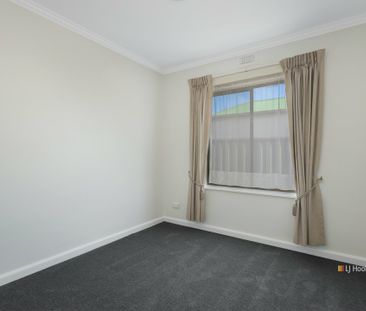 40 Jermyn Street, ULVERSTONE - Photo 2