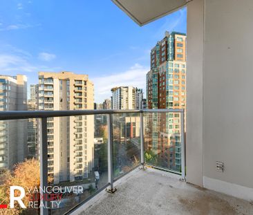 1050 Smithe Street, #1205 - Photo 2